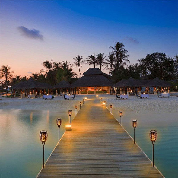 Outdoor Solar Flame Lights, Landscape Solar Torch Lights, Waterproof Flickering Flames Torches Lights